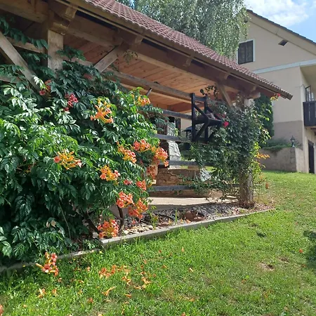 Pocitniska Hisa Perme * Šentjanž